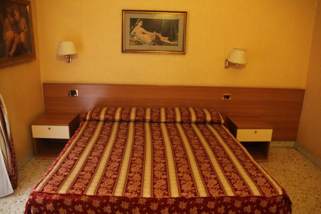 Hotel Milazzo Roma Exterior foto
