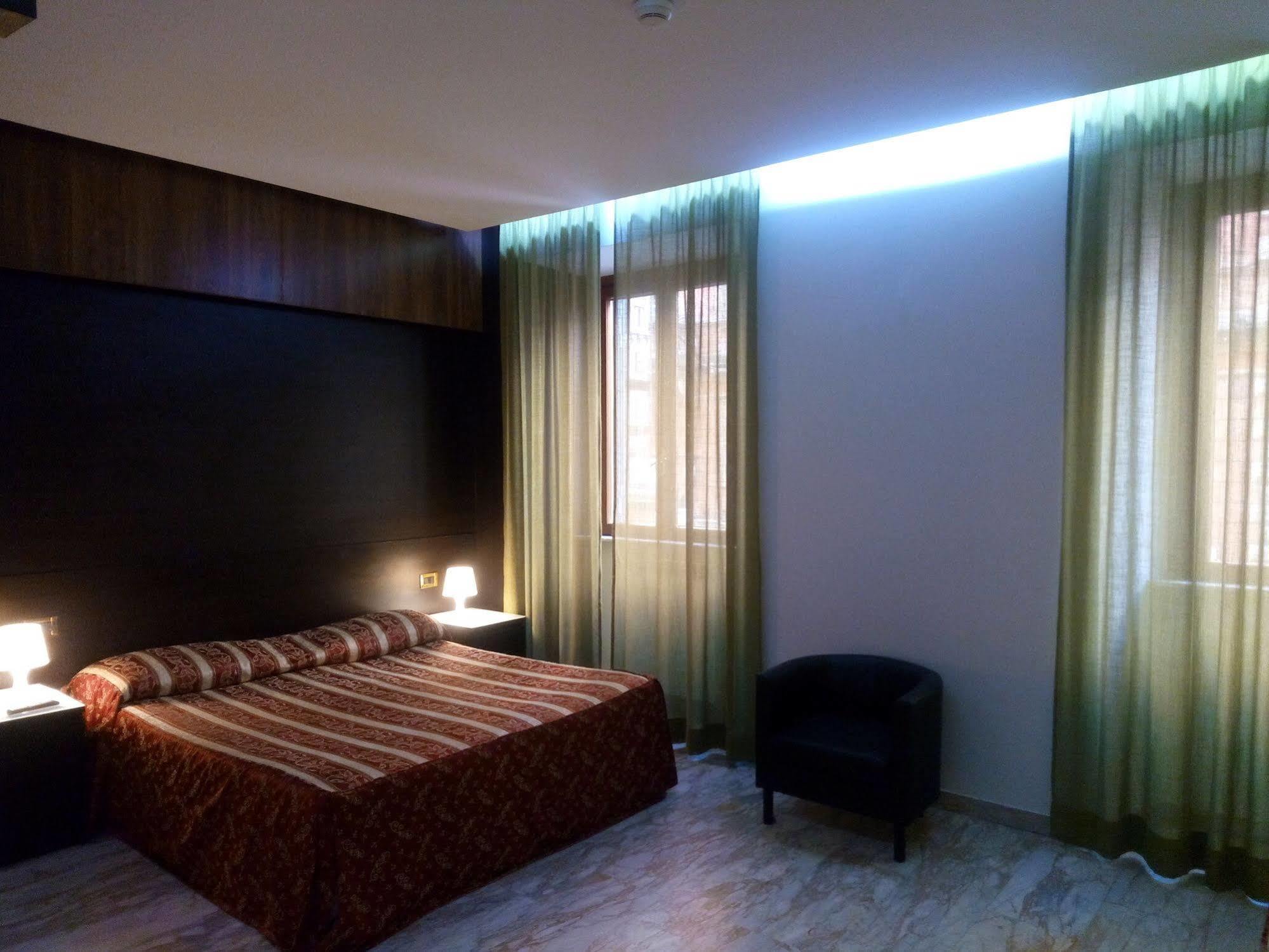 Hotel Milazzo Roma Exterior foto
